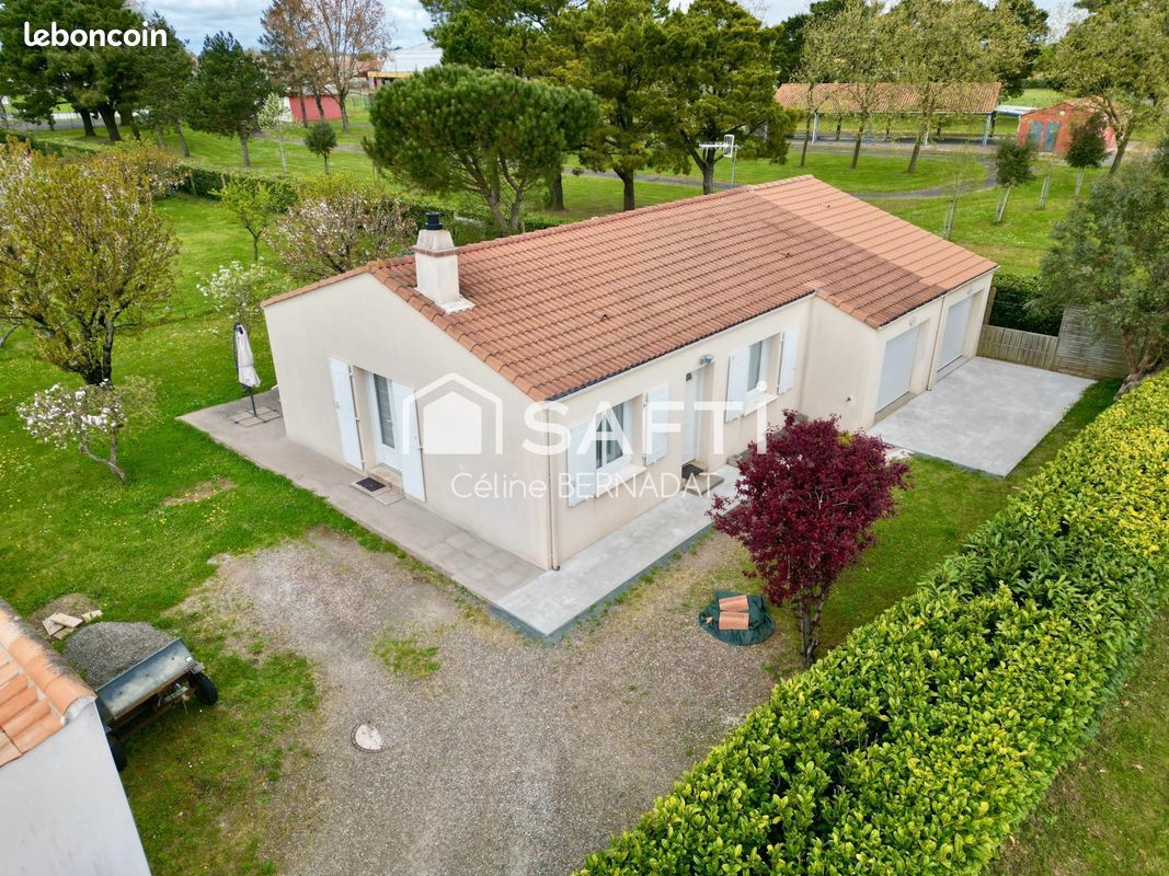 Maison 4 pièces 77 m² · à Angles · 77 m² · 273 000 €