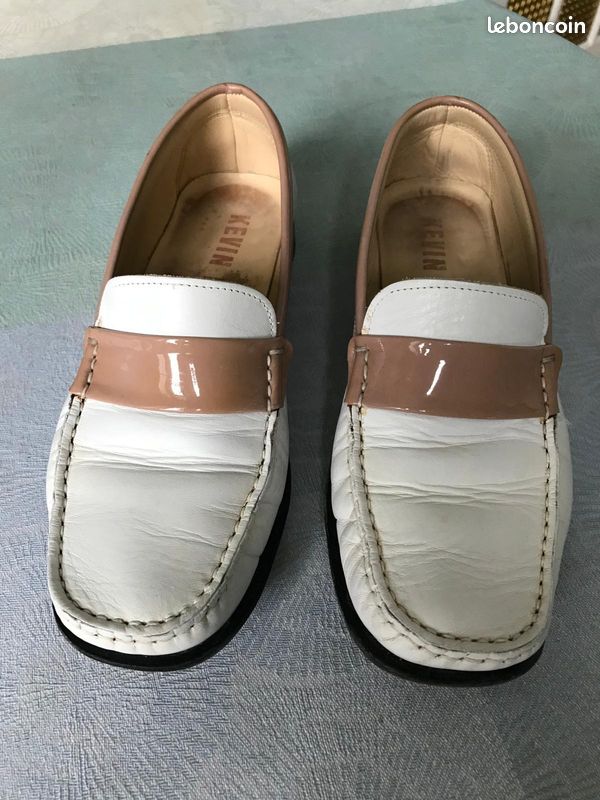 MOCASSINS CUIR BLANCS pointure 36 (image 1)