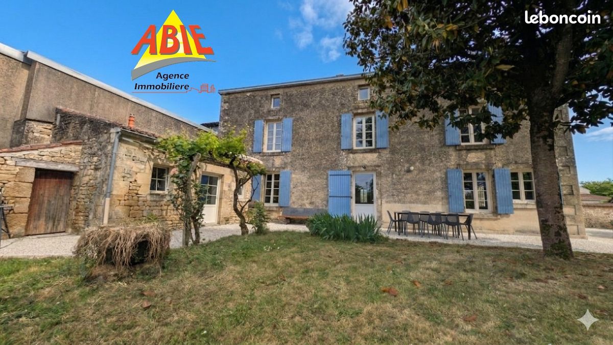 Propriété 8 pièces 226 m² (image 2)