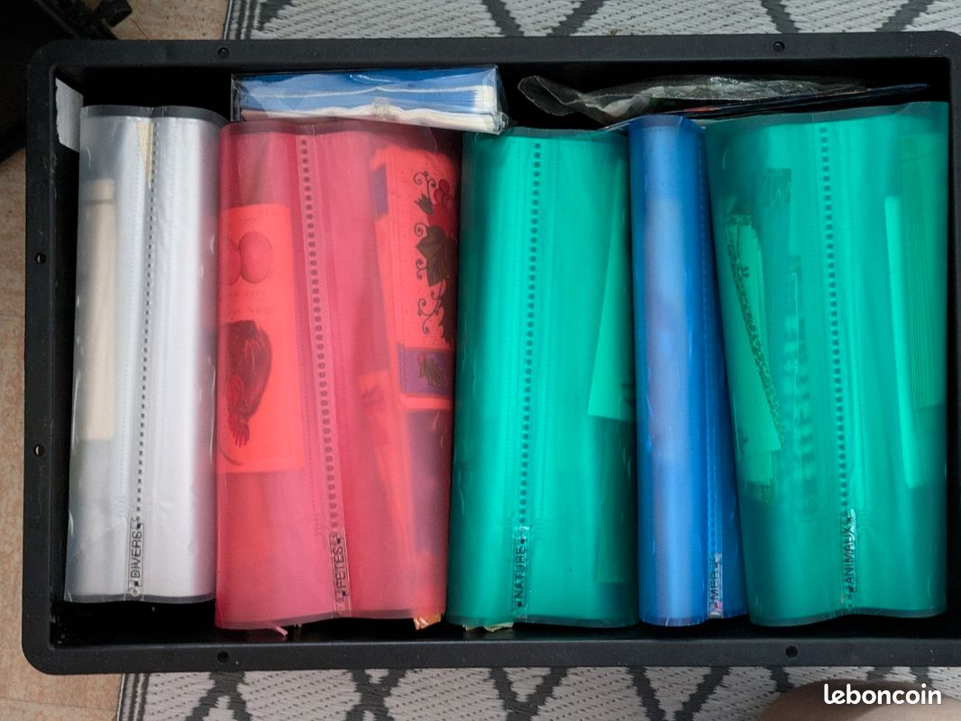 Gros lot de serviettes en papier avec son rangement (image 5)