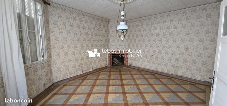https://img.leboncoin.fr/api/v1/lbcpb1/images/59/82/26/59822626d787a186e6f661458c8447fee7d124f7.jpg?rule=ad-image