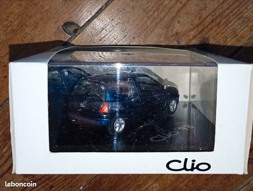 Renault Clio 1.6 16V 1999 Miniature 1/43 Vitesse, Série Limitée Numérotée Avec Certificat