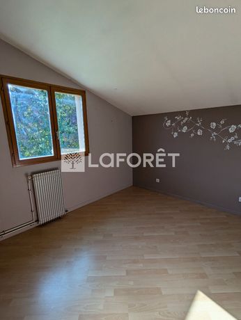 https://img.leboncoin.fr/api/v1/lbcpb1/images/59/83/7f/59837f091c78cec90fb767ab1555cedf5e147a63.jpg?rule=ad-image