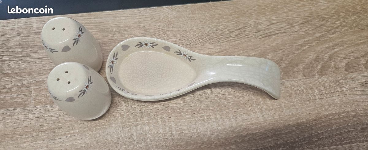 Salière poivrière avec support cuillère (image 2)