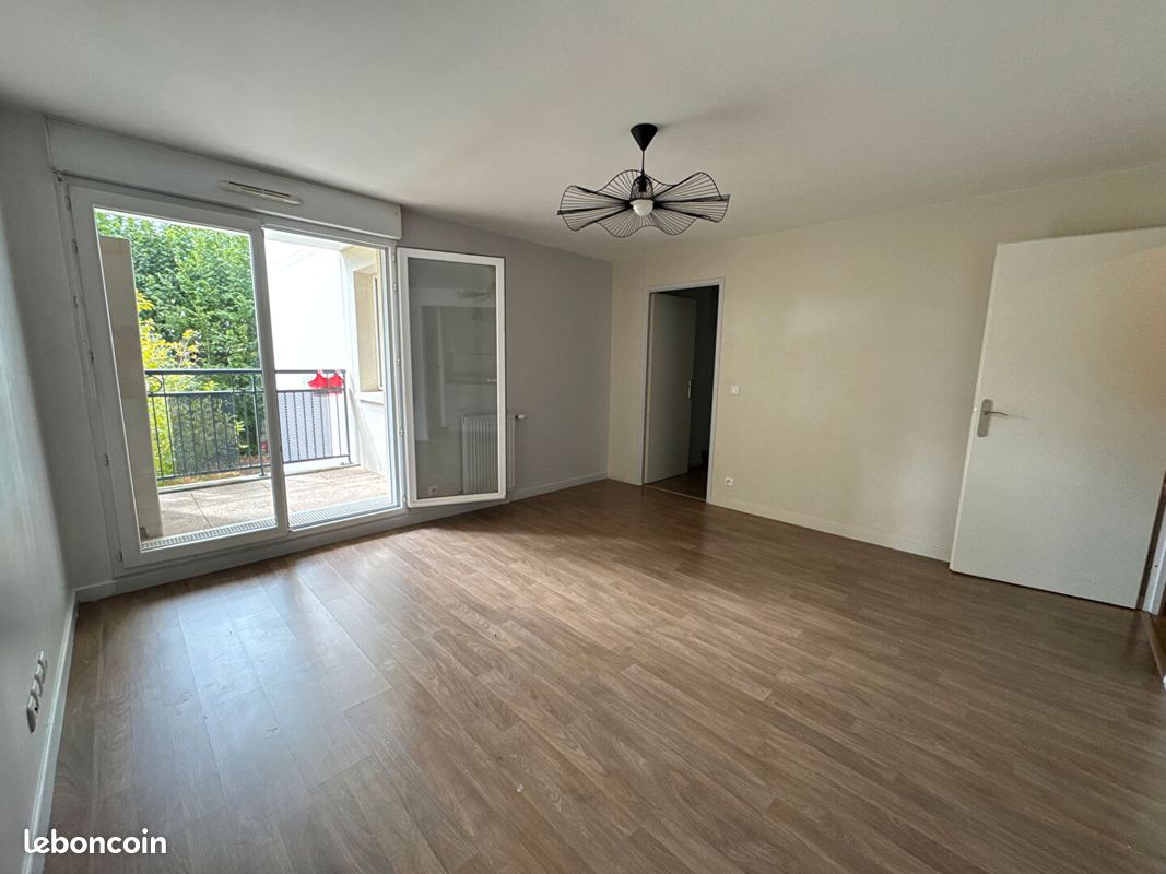Appartement 3 pièces 57 m² · à Persan · 57 m² · 1 140 €/mois