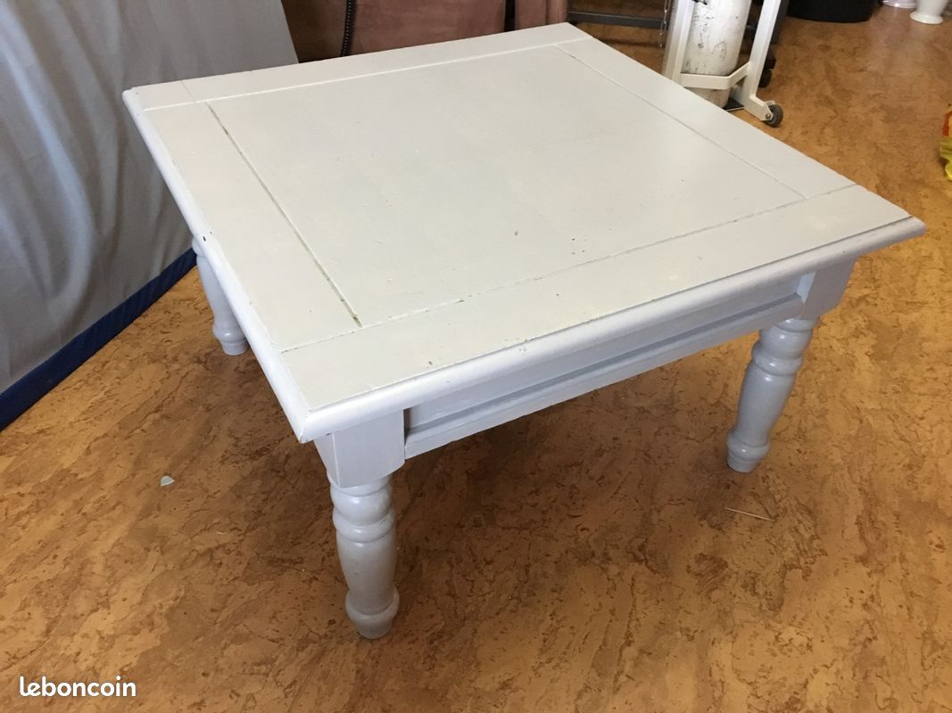 Table salon (image 1)