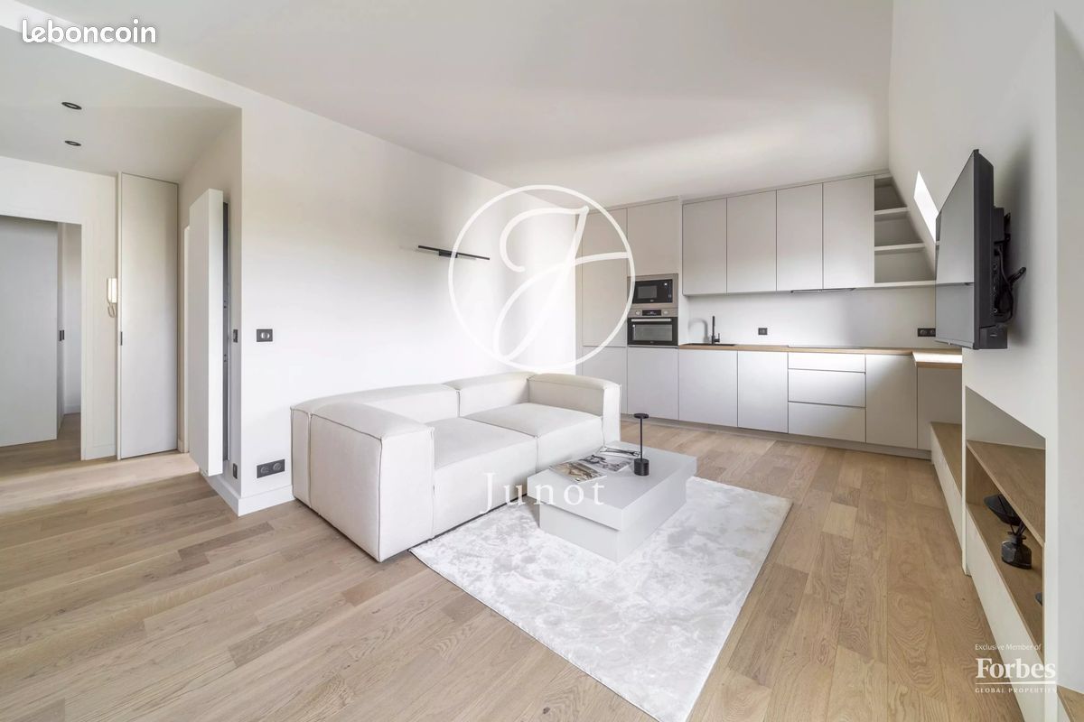 Appartement 2 pièces 45 m² · à Paris · 45 m² · 1 150 000 €