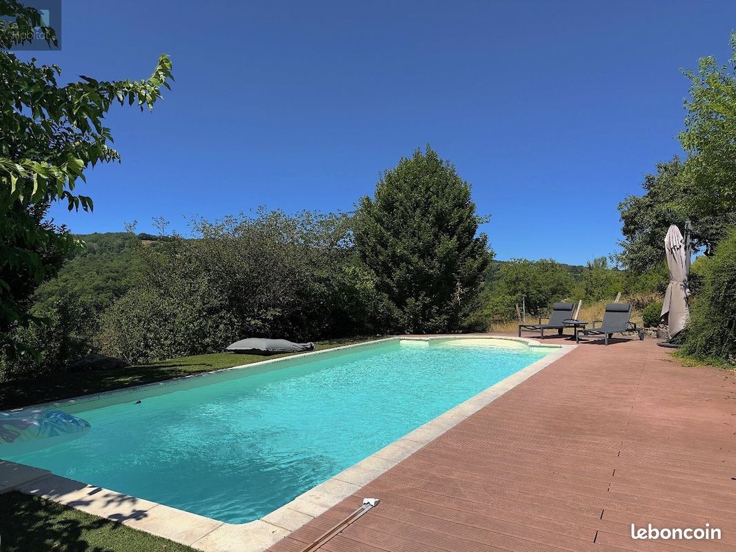 Maison 6 pièces 166 m² · à Marcillac-Vallon · 166 m² · 492 000 €