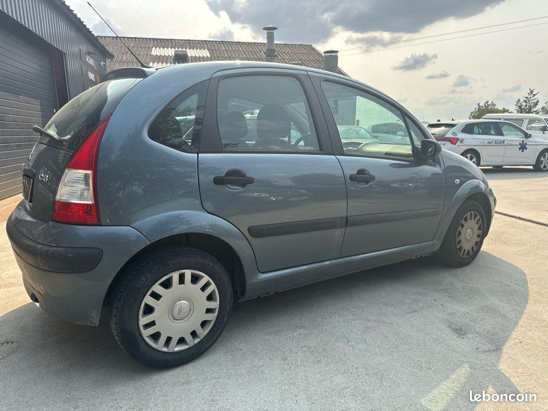 Citroënz c3 1,4 Hdi 70 ch diesel 5 portes garantie 12 mois (image 2)