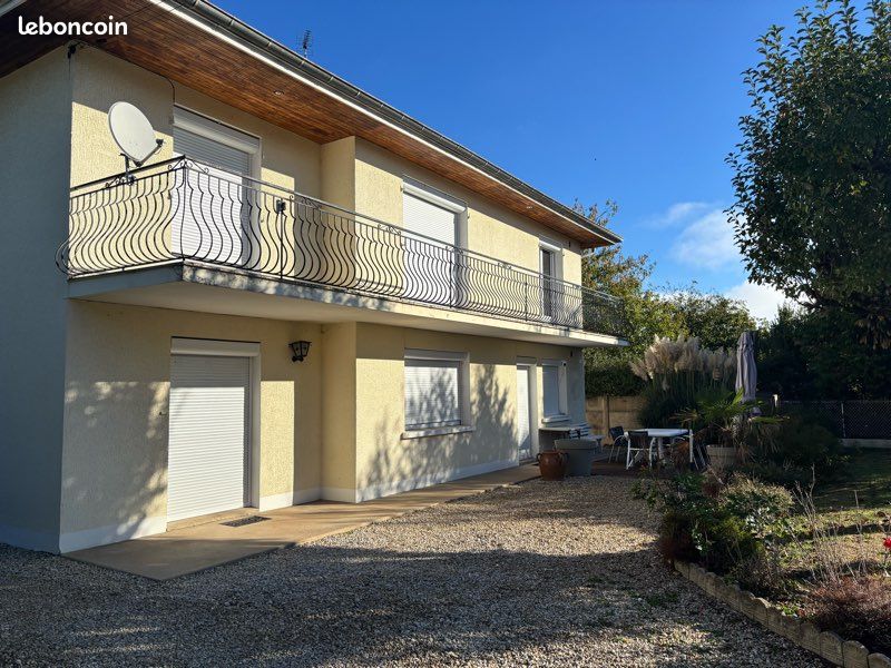 Maison 6 pièces 171 m² · à Bourg-en-Bresse · 171 m² · 265 000 €