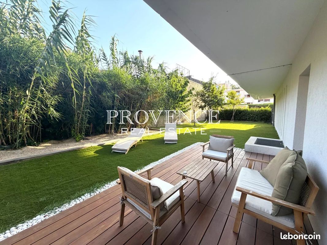 Appartement 3 pièces 64 m² · à Marseille · 64 m² · 2 500 €