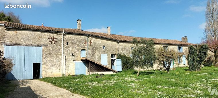 Maison 12 pièces 562 m²