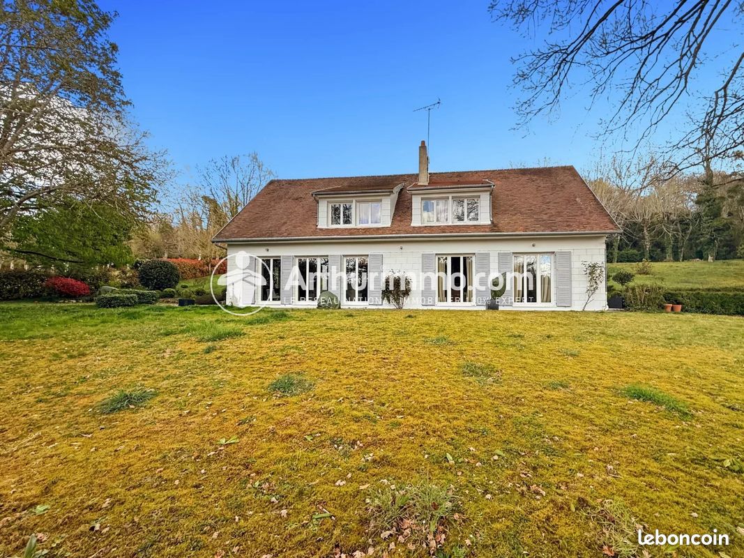 Maison 9 pièces 230 m² · à Morsang-sur-Seine · 230 m² · 695 000 €