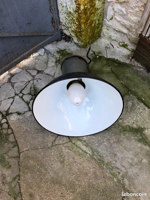 Lampe industrielle (image 2)