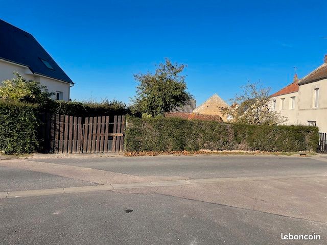 Terrain 550 m² · à Moult-Chicheboville · 78 000 €