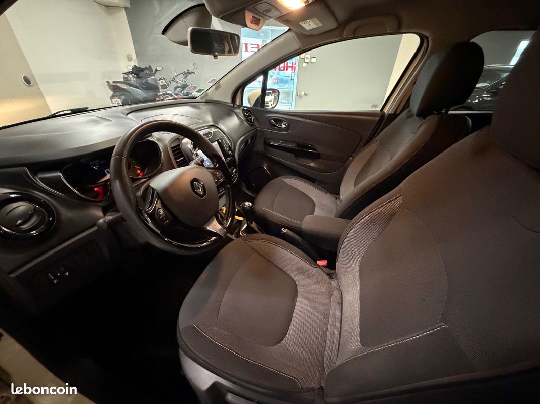 RENAULT CAPTUR TCe 120 Intens EDC (image 9)