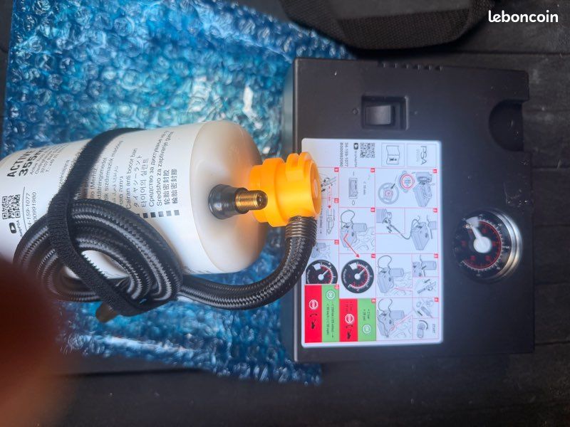 Compresseur d’air portable + son kit anti crevaison (image 1)