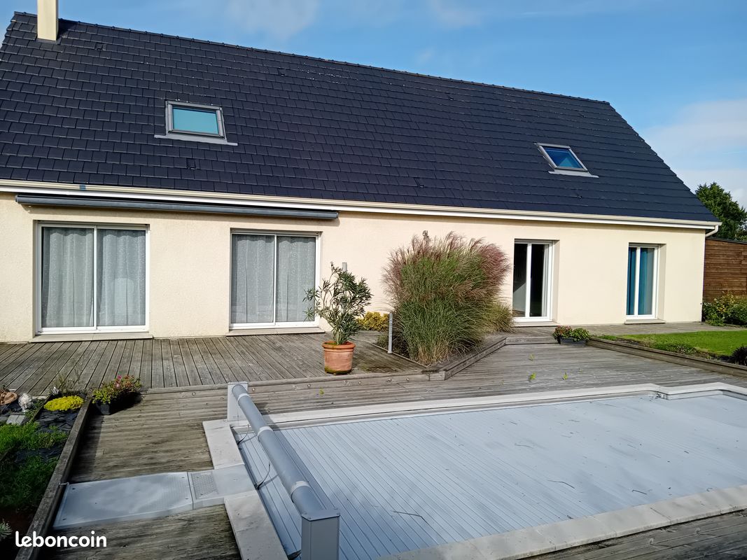 Maison 7 pièces 205 m² · à Angerville-la-Martel · 205 m² · 395 000 €