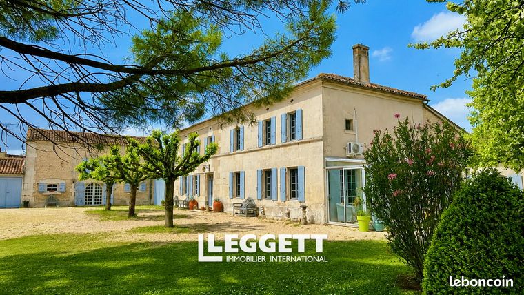 Maison 8 pièces 224 m²