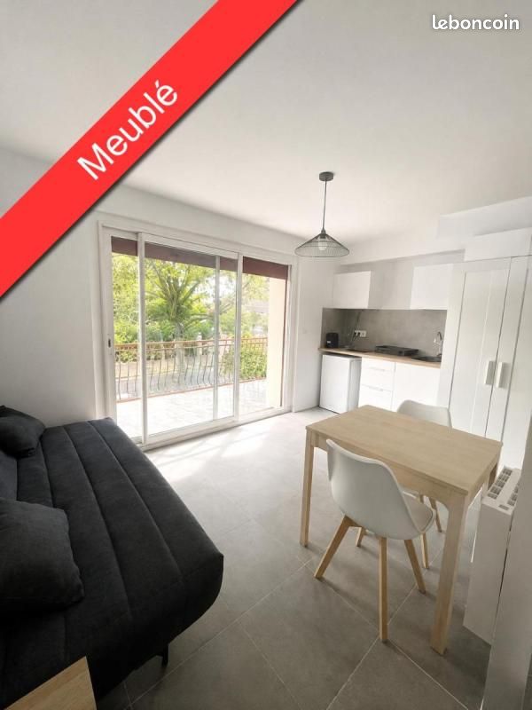 Appartement 1 pièce 15 m² · à Bron · 15 m² · 630 €/mois