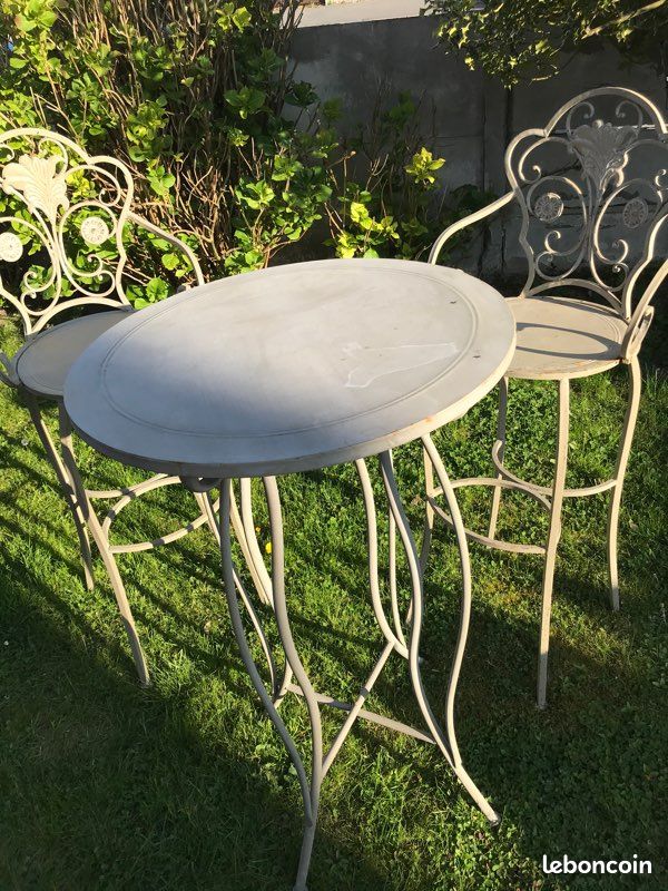 Table haute (image 1)
