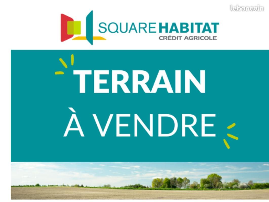 Terrain 596 m² Clisson · 160 900 €