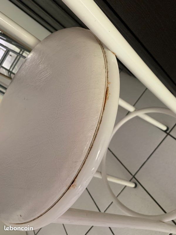 Chaise de bar (image 2)