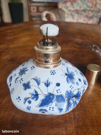 Ancienne Lampe Berger Henriot Quimper - Très Belle Pièce Décorative En Bon état