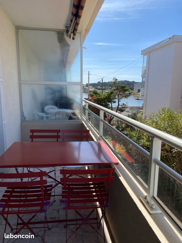 Appartement refait à neuf à 400 m de la plage des Sablettes - parking fermé (image 8)