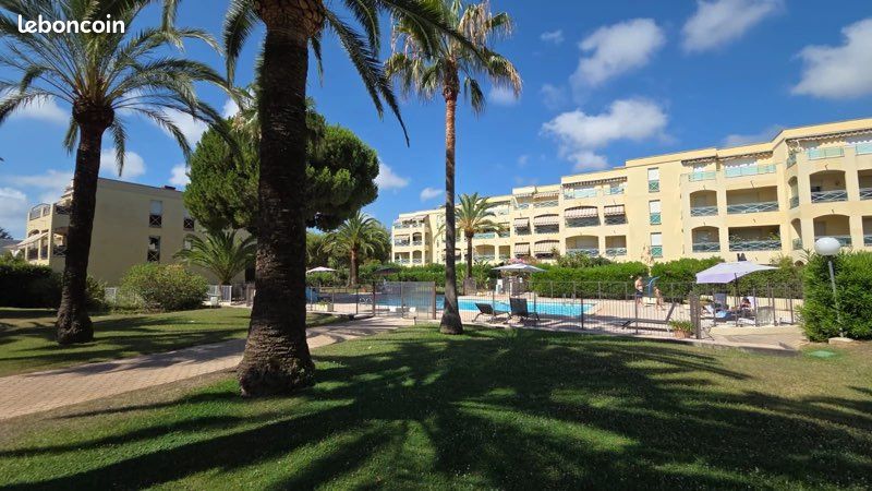 Appartement 1 pièce 24 m² · à Antibes · 24 m² · 850 €