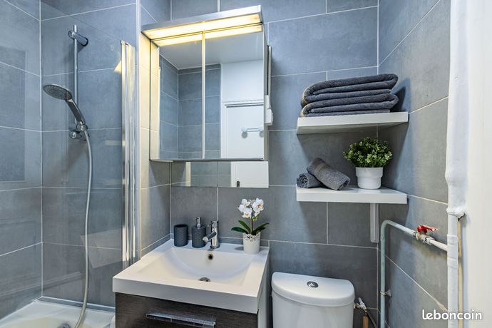 Studio 1 pièce 28 m² — 8