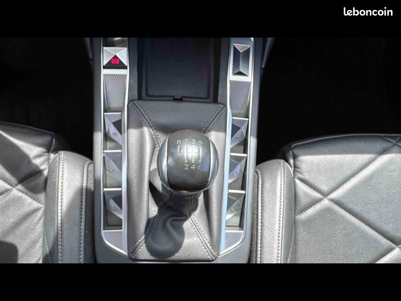 Ds DS 3 Crossback PureTech 100 Chic / CUIR / HIFI FOCAL / GARANTIE 12 MOIS (image 19)