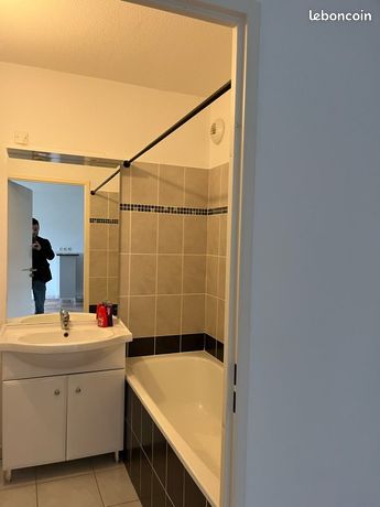 https://img.leboncoin.fr/api/v1/lbcpb1/images/59/99/36/599936ec8c93f6a59f047e269c452b93944ce6bf.jpg?rule=ad-image