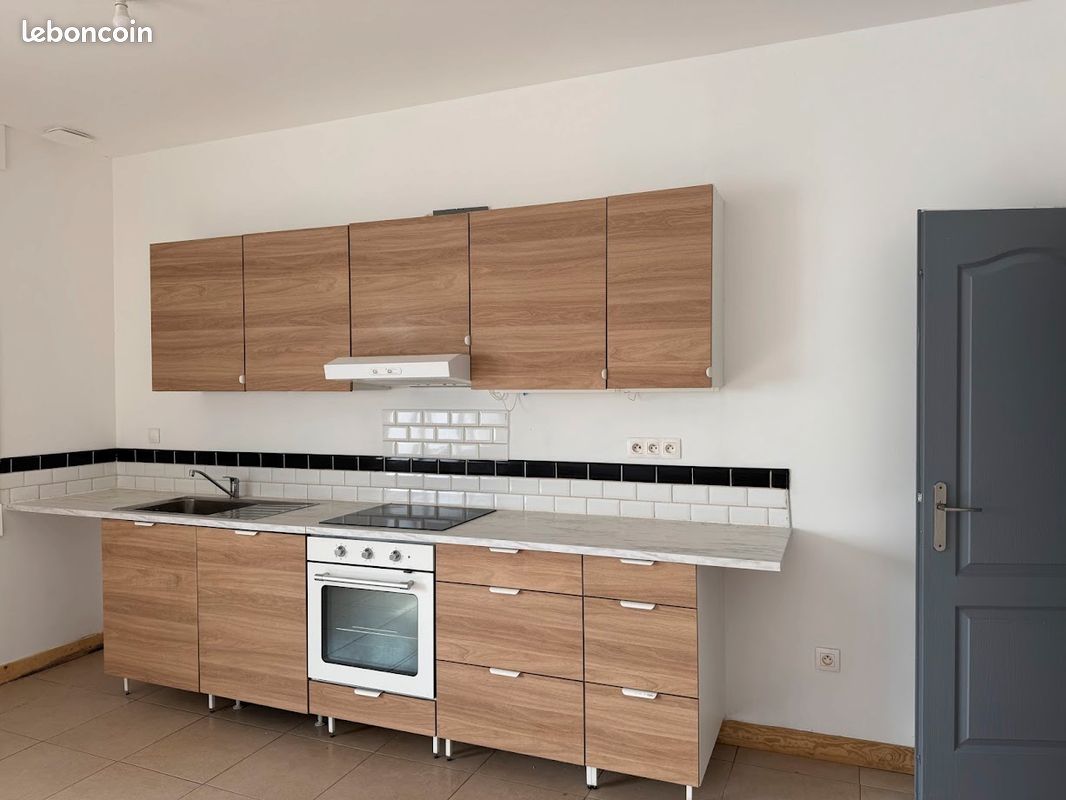 Appartement 4 pièces 90 m² · à Waziers · 90 m² · 850 €