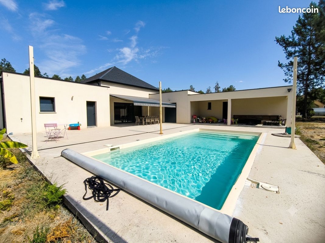 Maison 5 pièces 166 m² · à Cérans-Foulletourte · 166 m² · 385 000 €