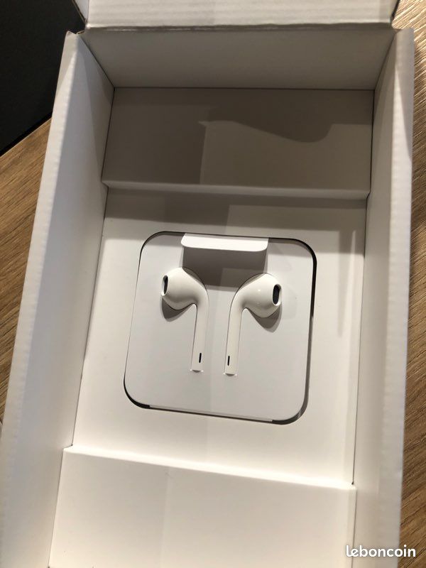 IPhone 12 neuf (image 2)