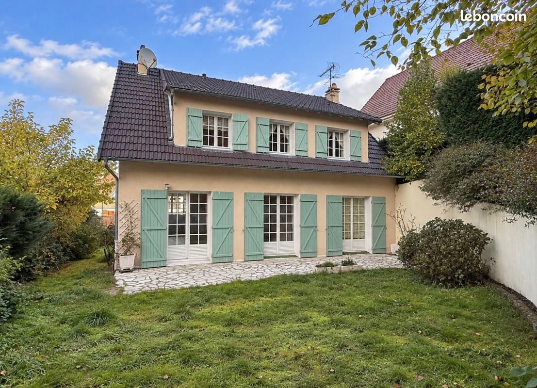 Maison 6 pièces 132 m² · à Villebon-sur-Yvette · 132 m² · 429 000 €