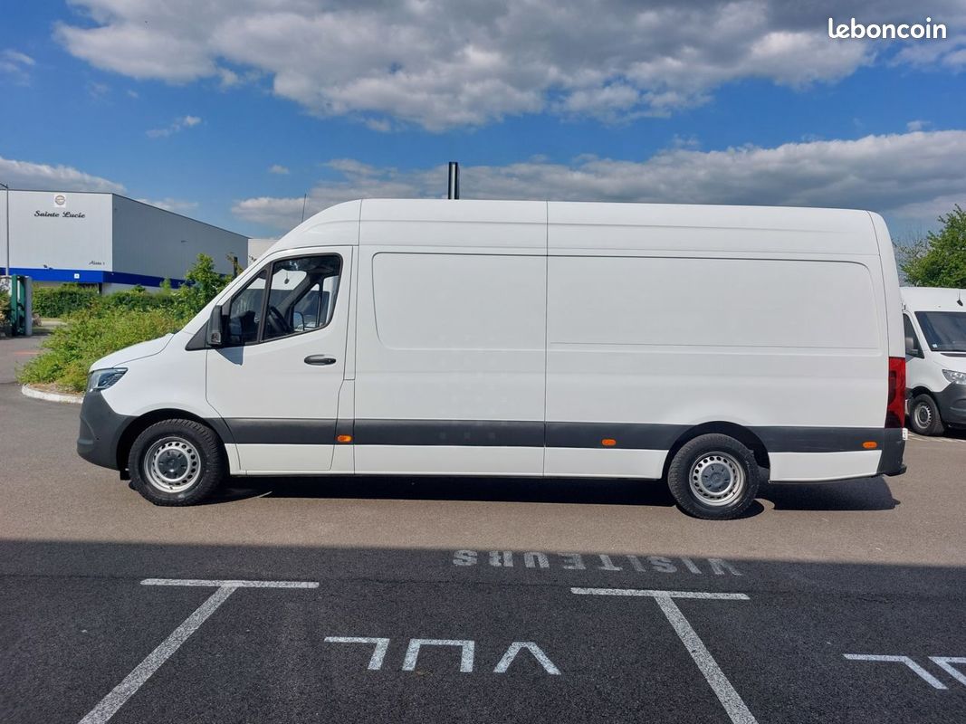 Mercedes Sprinter 314 CDI 43S fourgon rallongé (image 4)