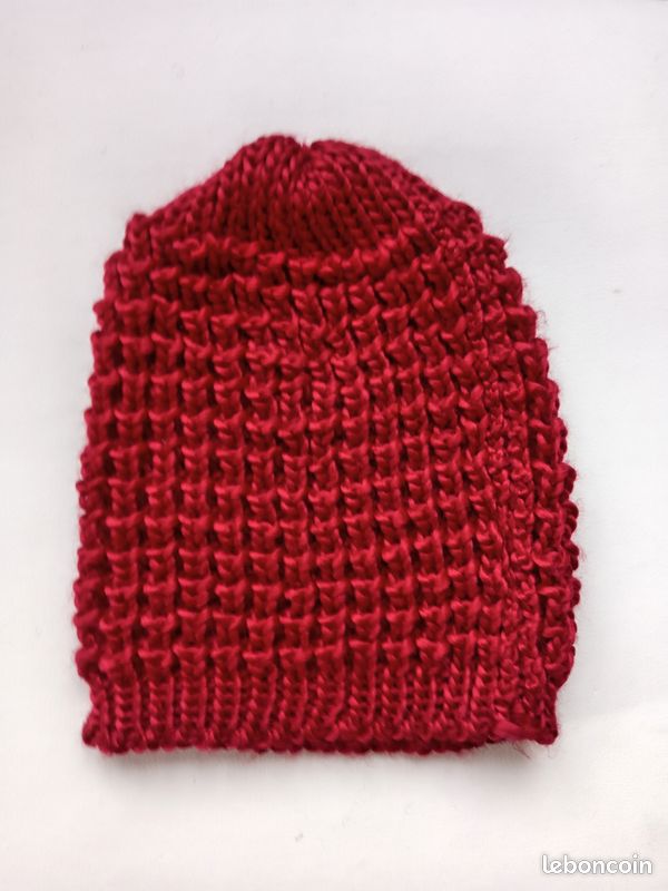Bonnet rouge (image 1)