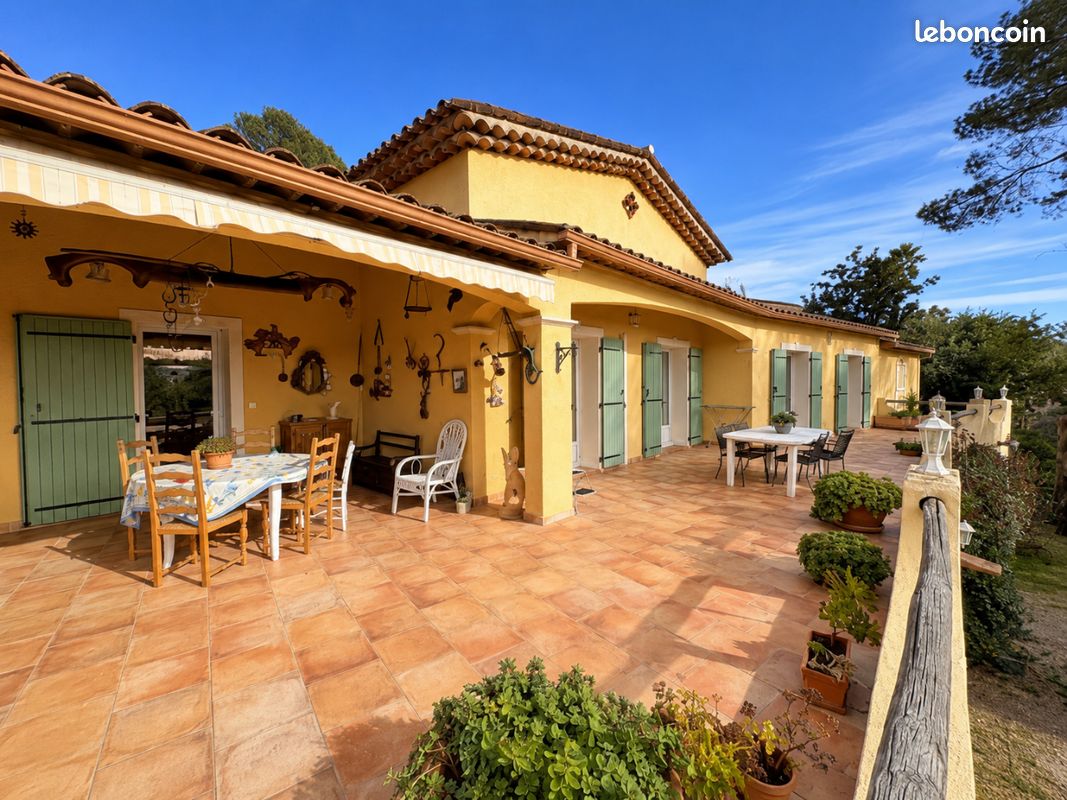 Maison 5 pièces 165 m² · à Le Tignet · 165 m² · 725 000 €