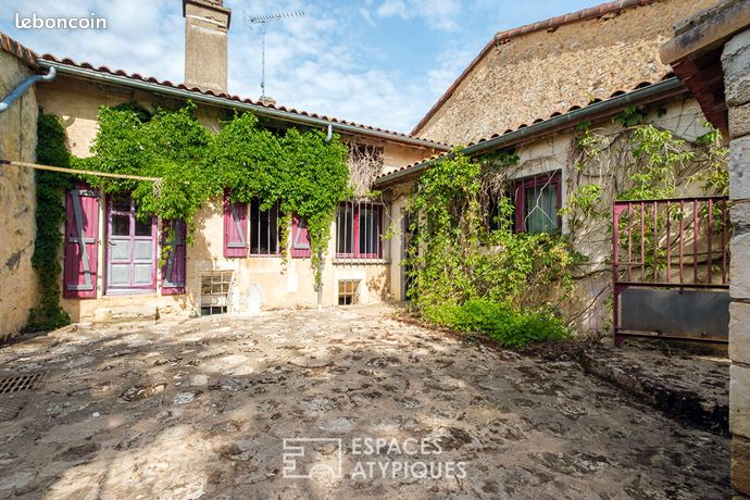 Maison 9 pièces 230 m²