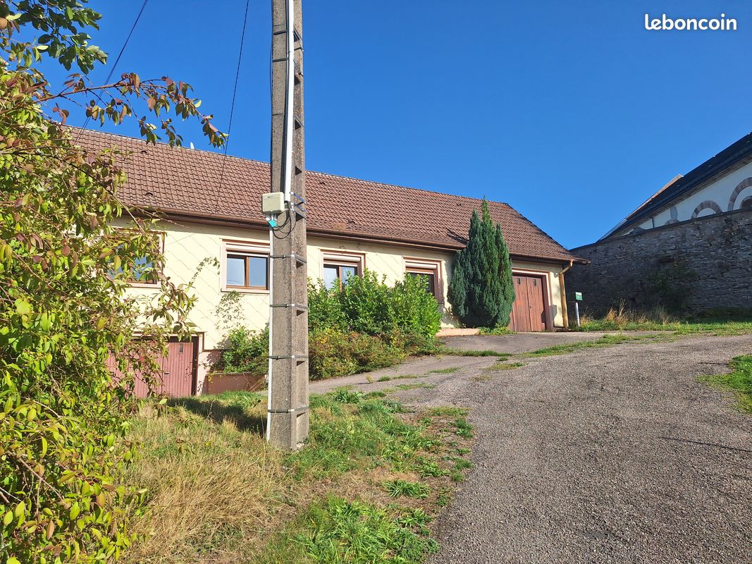 Maison 5 pièces 120 m² · à Anould · 120 m² · 129 500 €