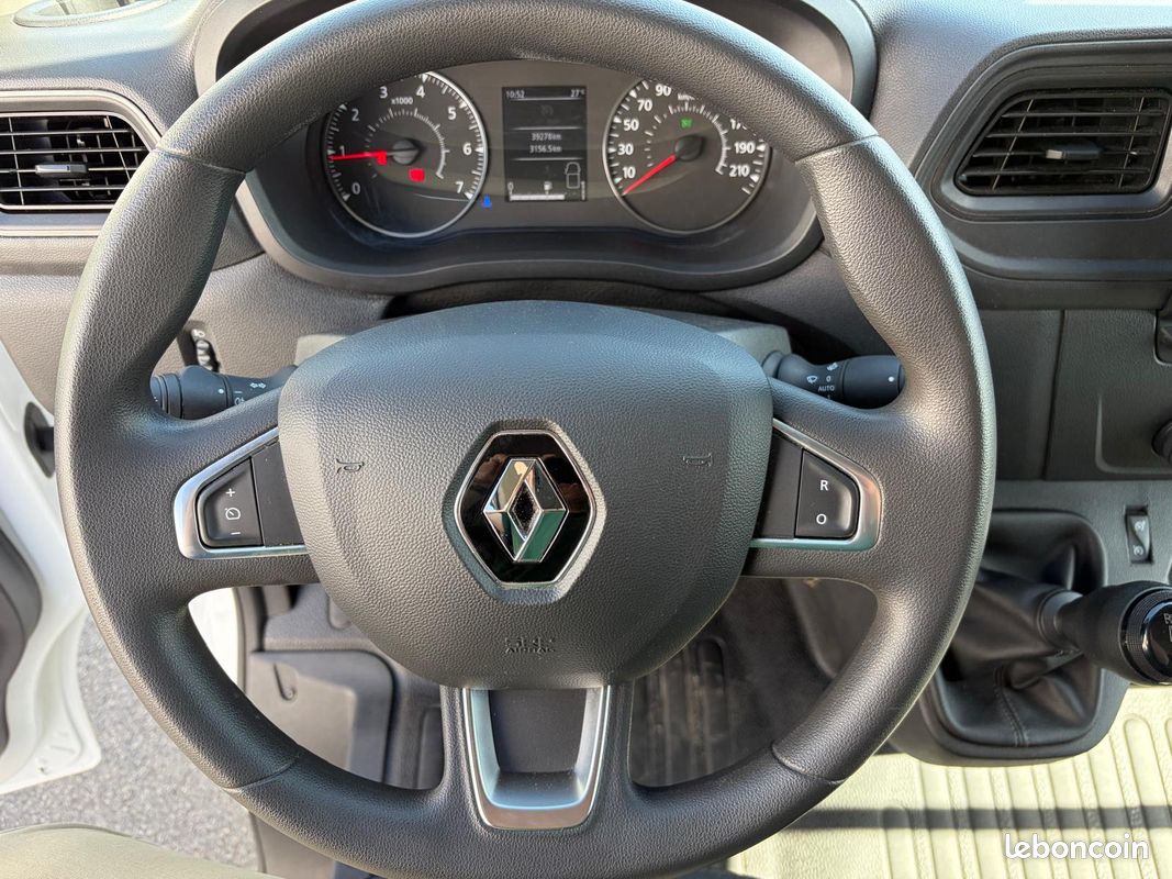Renault master l2h2 2.3 bluedci 135 confort 19.990 ht soit 23.988 ttc (image 5)