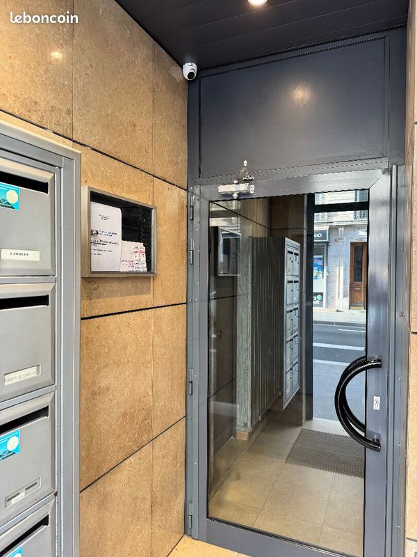Parking 12 m² · à Paris · 12 m² · 20 000 €