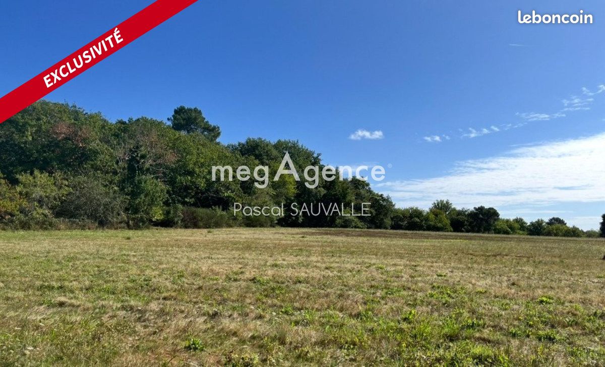 Terrain 1550 m² · à La Chapelle-Gonaguet · 1 550 m² · 46 000 €