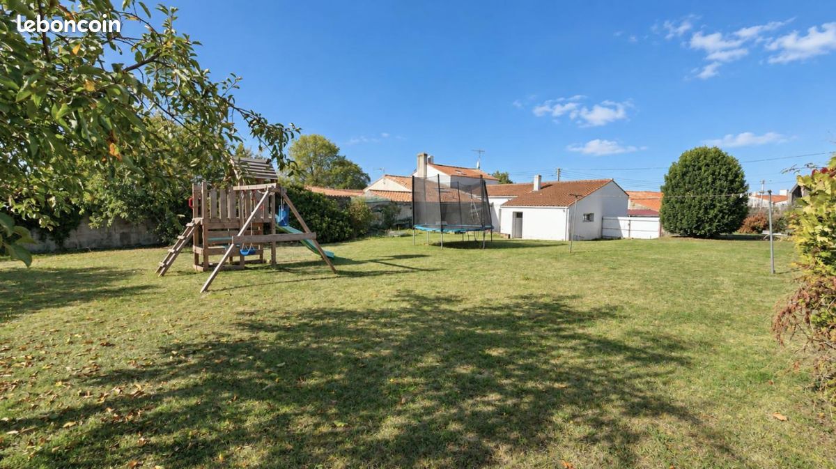Maison 4 pièces 98 m² · à Bournezeau · 98 m² · 170 000 €