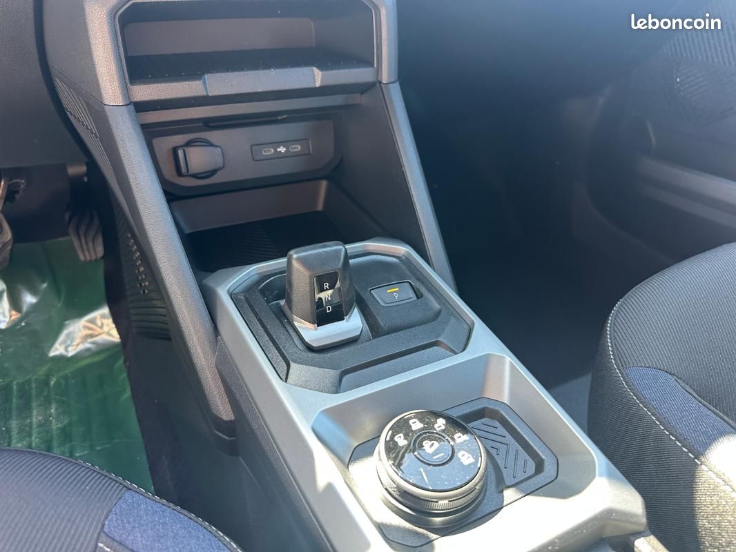 Dacia Duster Hybrid-G 150 4x4 Expression (image 17)