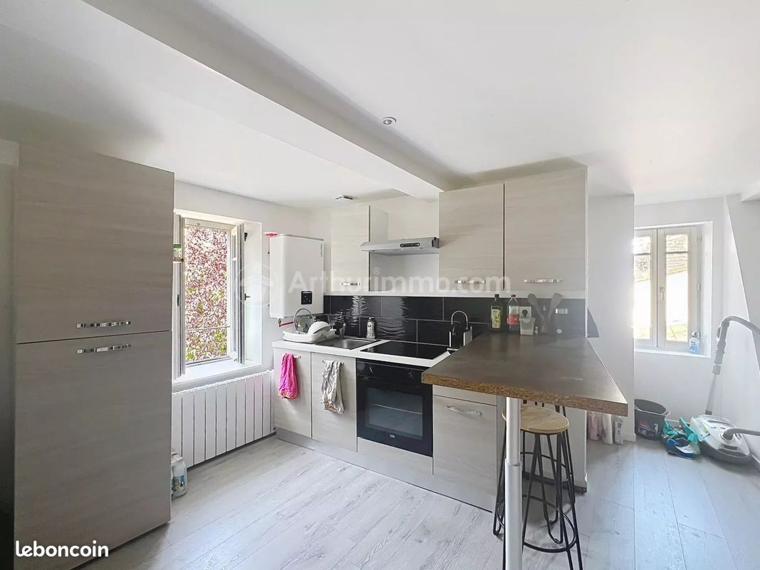 Appartement 1 pièce 28 m² · à Clermont-Ferrand · 28 m² · 580 €/mois