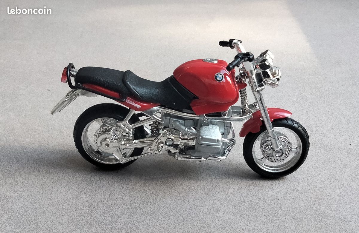 Moto miniature échelle 1:18 "BMW R1100" (image 2)
