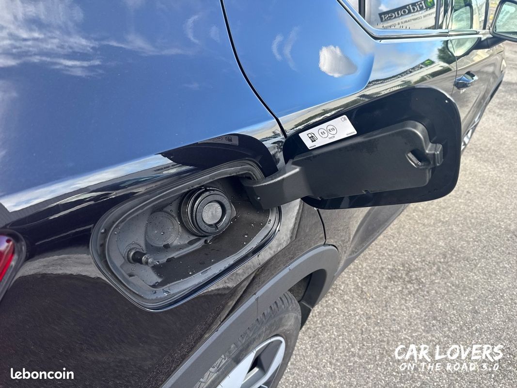 VOLVO XC40 B3 163 ch DCT7 Ultra (image 28)